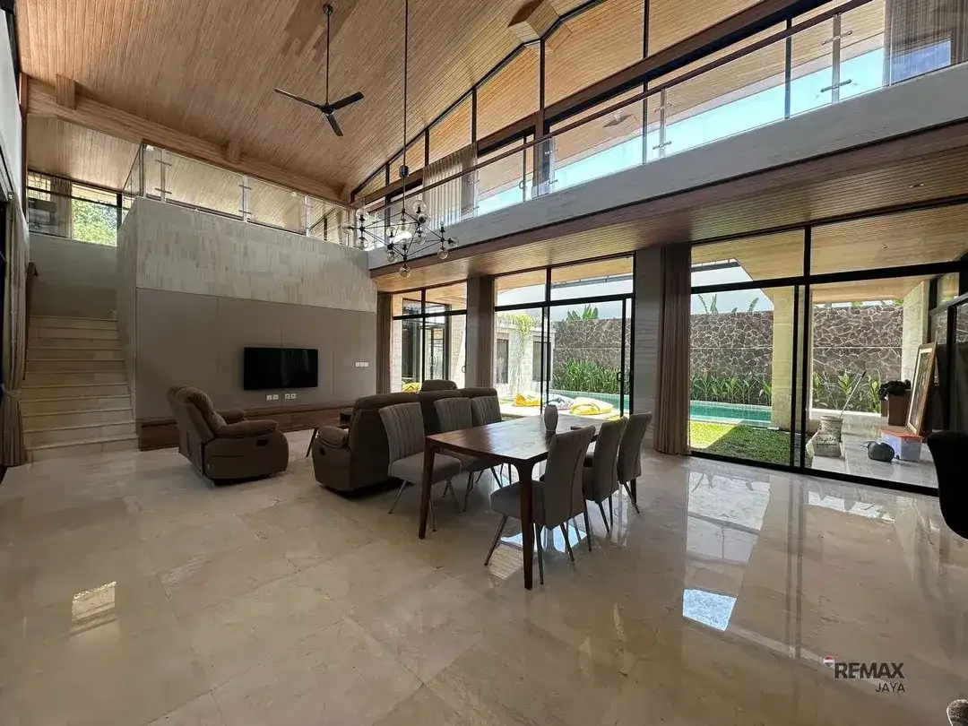 Villa Mewah Cantik Lokasi Strategis Dijual, di Area Sanur Denpasar - Image 5 of 10