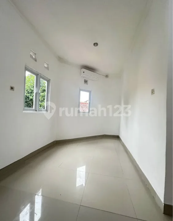 K679 Sewa Rumah Daung Kuta Badung Bali Drkat Gatsu Kerobokan Denpasar Canggu - Image 4 of 4