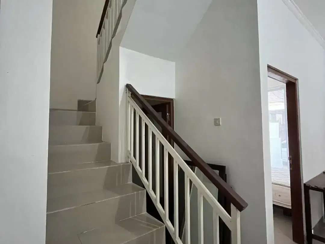 FOR SALE RUMAH BAGUS ONE GATE SYSTEM 3BR KAWASAN MUNGGU TABANAN - Image 10 of 10