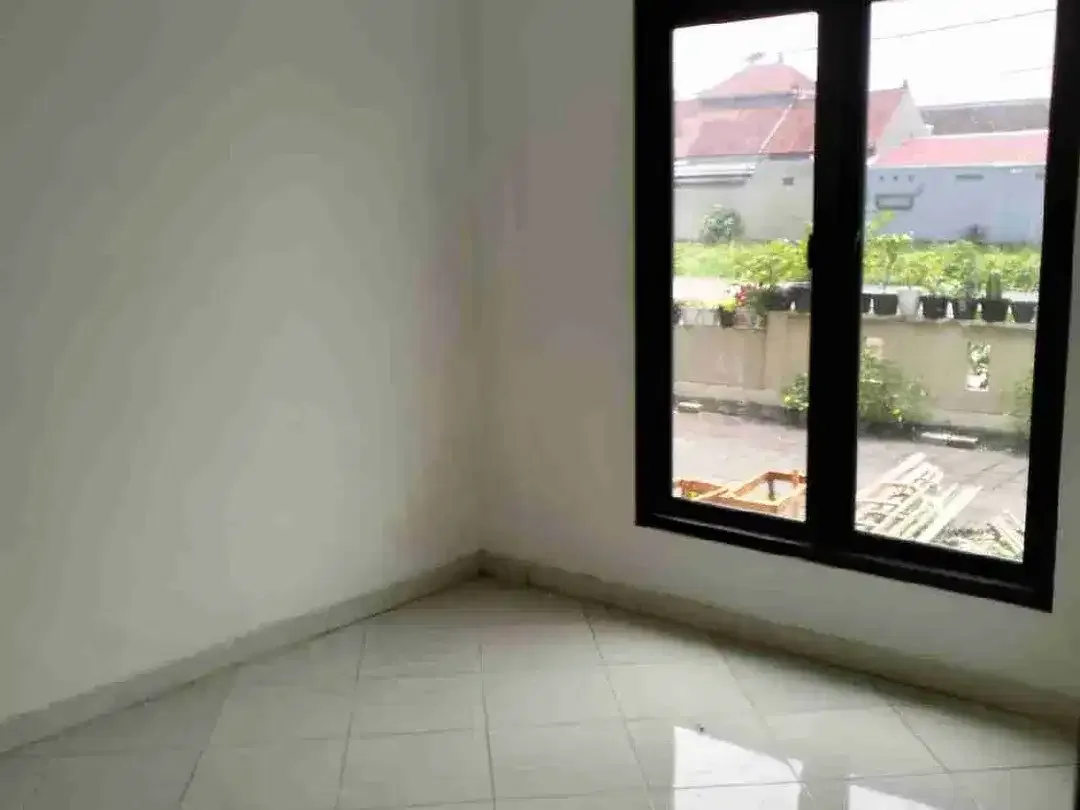 Rumah Minimalis 2 Lantai One Gate Gunung Soputan Denpasar - Image 8 of 10