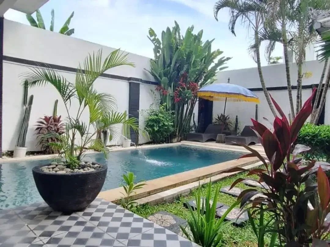 Luxury Vila Modern di Jalan Utama Pantai Nelayan Canggu - Image 10 of 10