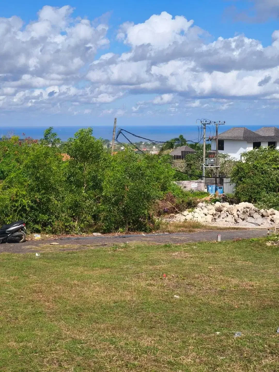 Tanah ocean view 262m² lingkungan villa Airis Ungasan Badung Bali - Image 3 of 7
