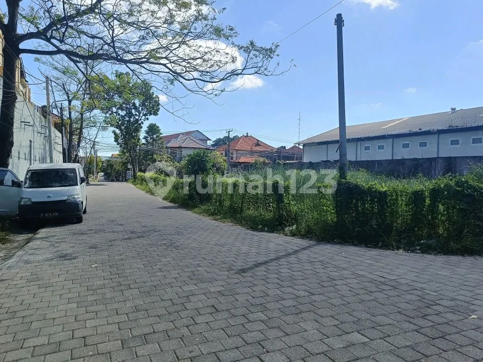 Tanah Premium Dekat Jalan Utama Gatot Subroto Barat - Image 3 of 4
