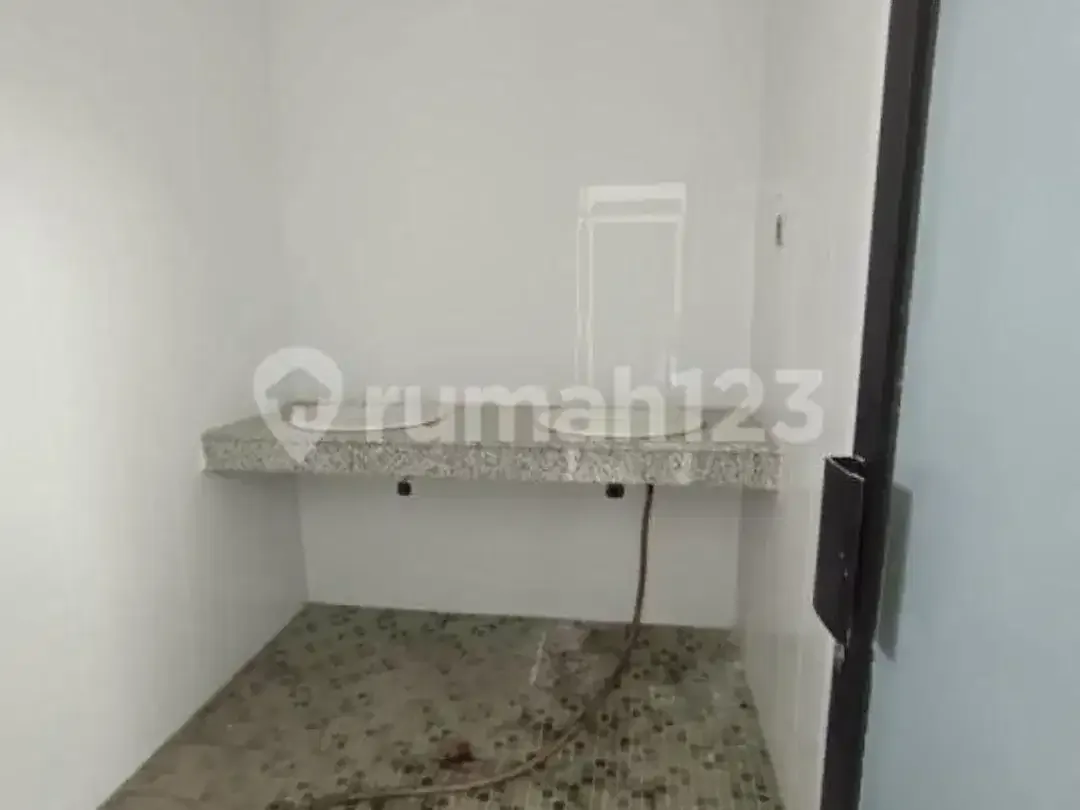 2 Gedung Kantor Siap Pakai Bypass Ngurah Rai Sanur, Lt10are Lb1.392m², HGB S/D 2047, Rp 35 Miliar - Image 8 of 10