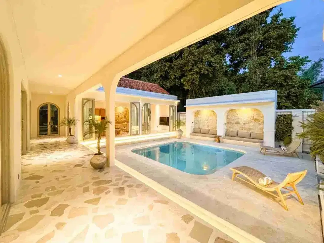 GREAT INVESTMENT VILLA IN CANGGU BALI - Image 9 of 10