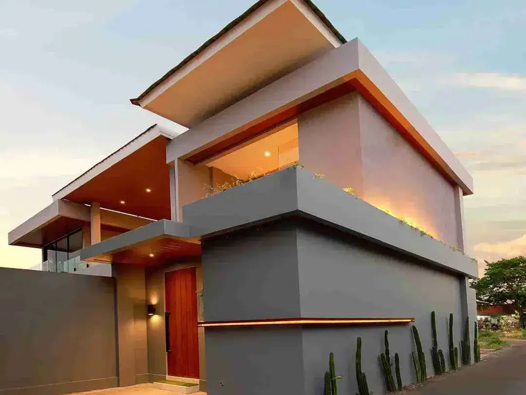 VILLA LANTAI II TUMBAKBAYUH UTARA CEPAKA SELINGSING DEKAT KE CANGGU PERERENAN DLL - Image 1 of 10