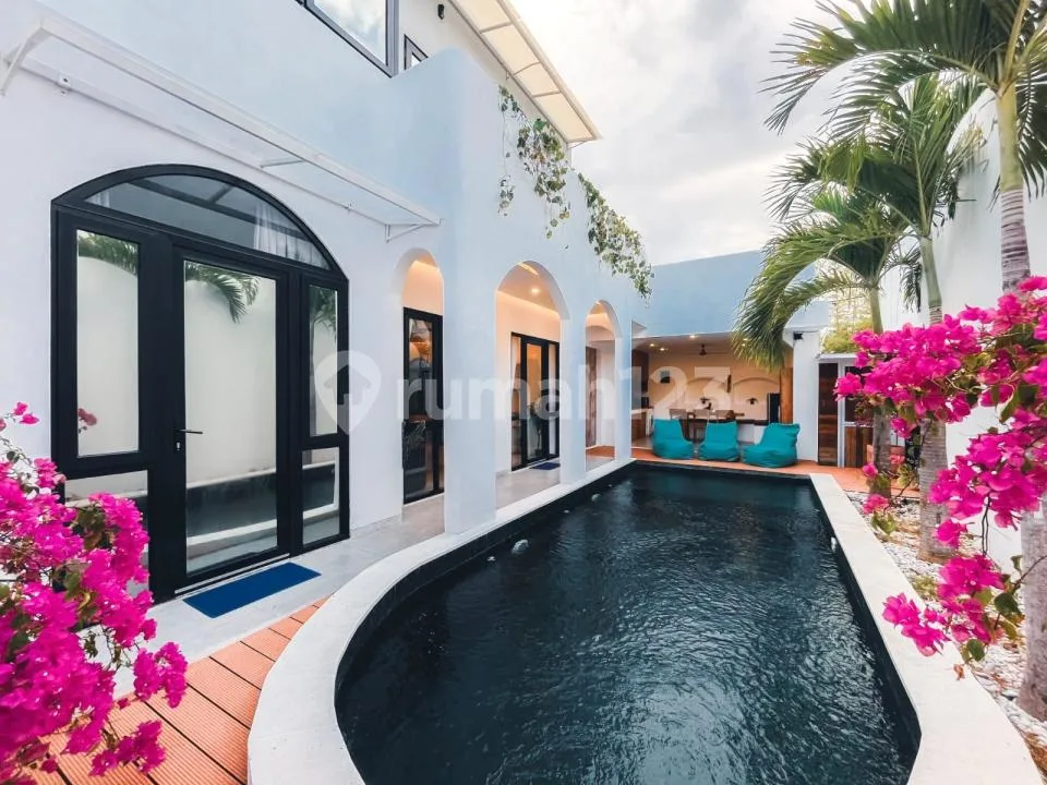 For Sale - Modern Rooftop Villa In The Heart Of Seminyak - Image 2 of 4