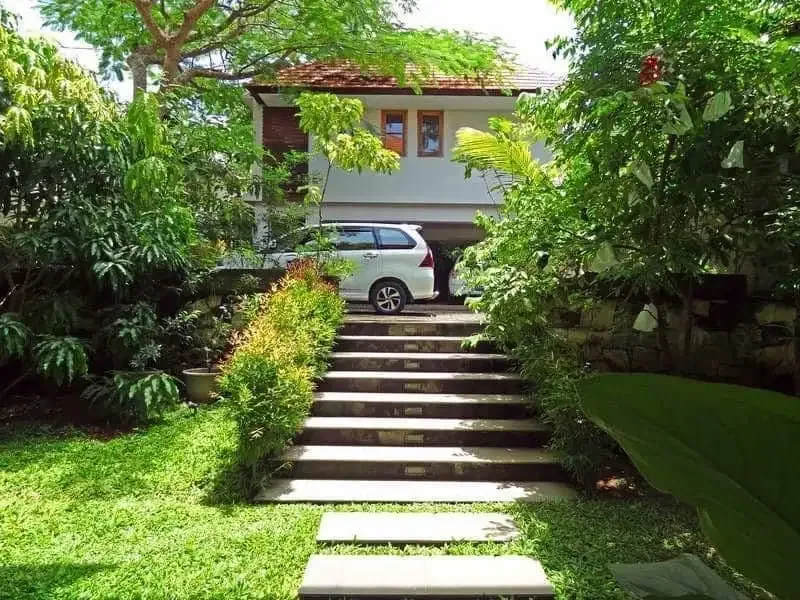 Villa For Sale with Prime Location in Uluwatu - Image 2 of 10
