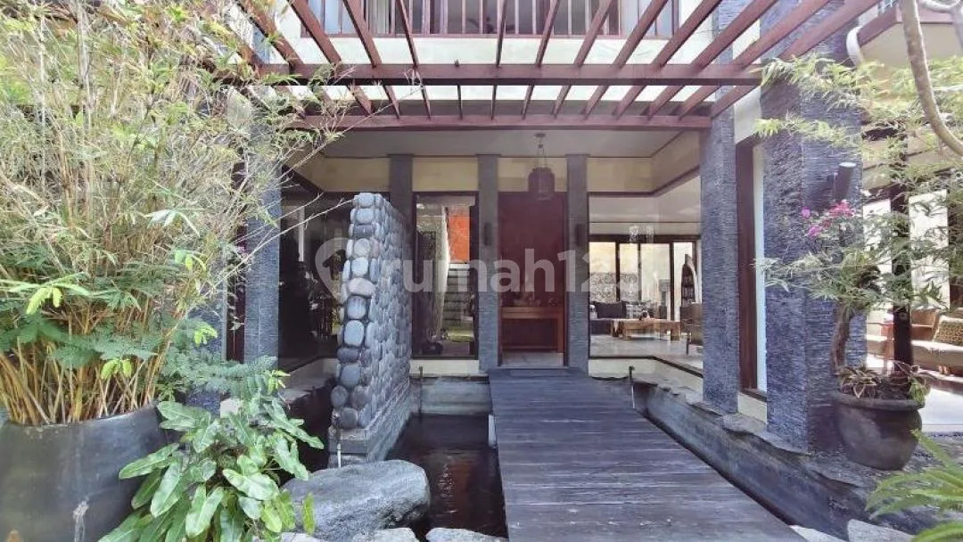 Villa Modern Tropis di Sudamala Sanur Denpasar - Image 2 of 4