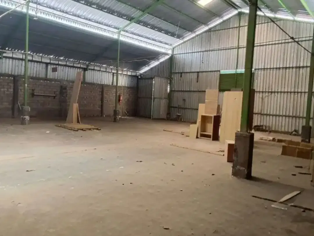 Gudang Siap Pakai ada Mess Karyawan Disewakan, di Sesetan - Image 5 of 10