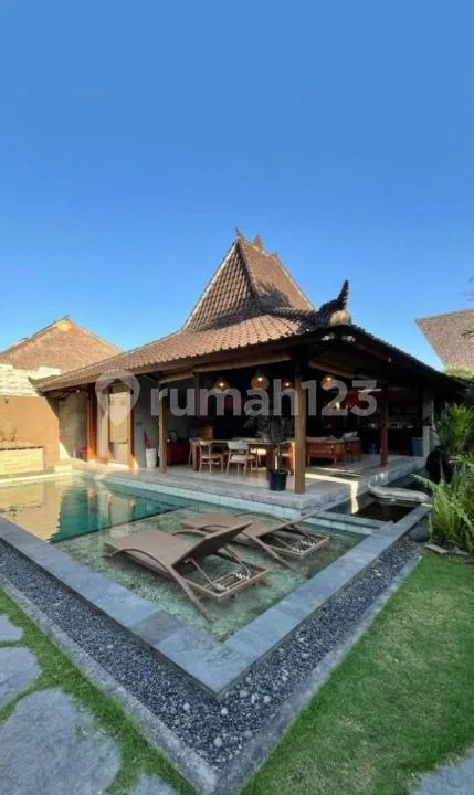 Stunning Resort-Style 3 Standalone Joglo Villa Estate With Lush Tropical Gardens In Prime West Sanur - Image 1 of 4