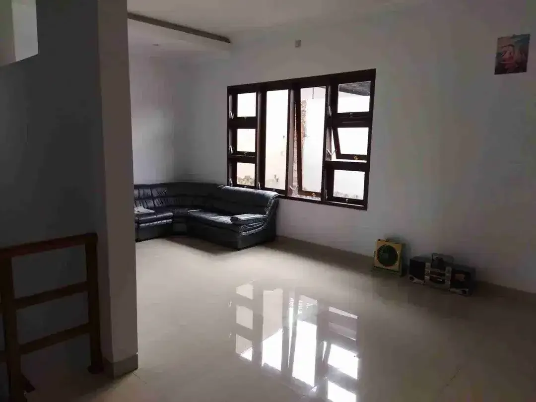 Rumah Modern 2 Lantai Renon Akses Jalan 5 Meter - Image 6 of 6