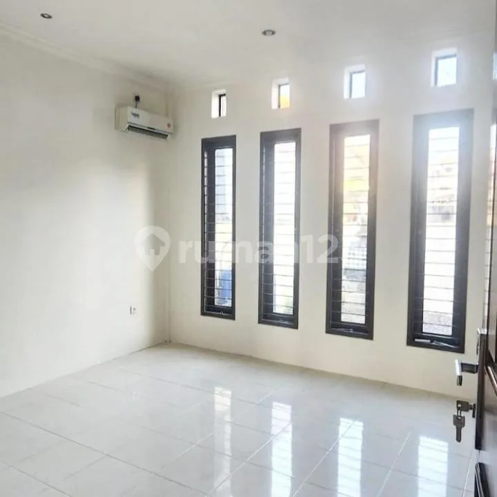Rumah Minimalis Siap Huni Sidakarya Renon Denpasar Selatan - Image 3 of 4
