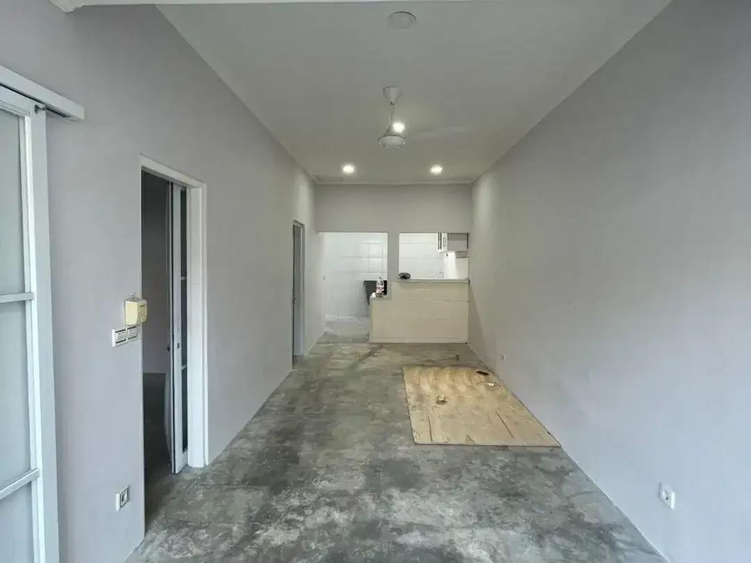 RUMAH MODERN 200 METER DARI BAKED PADONAN CANGGU - Image 9 of 10