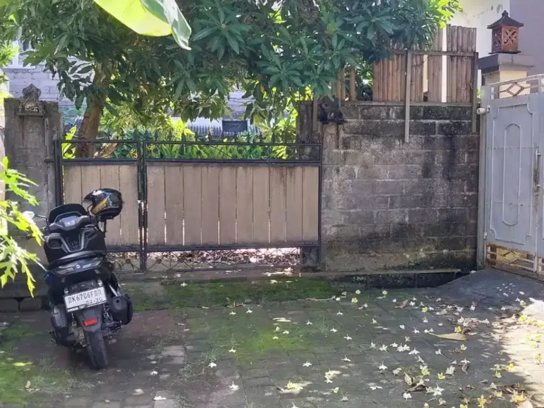 Dijual tanah kecil di Tibubeneng Canggu bonus rumah - Image 5 of 6