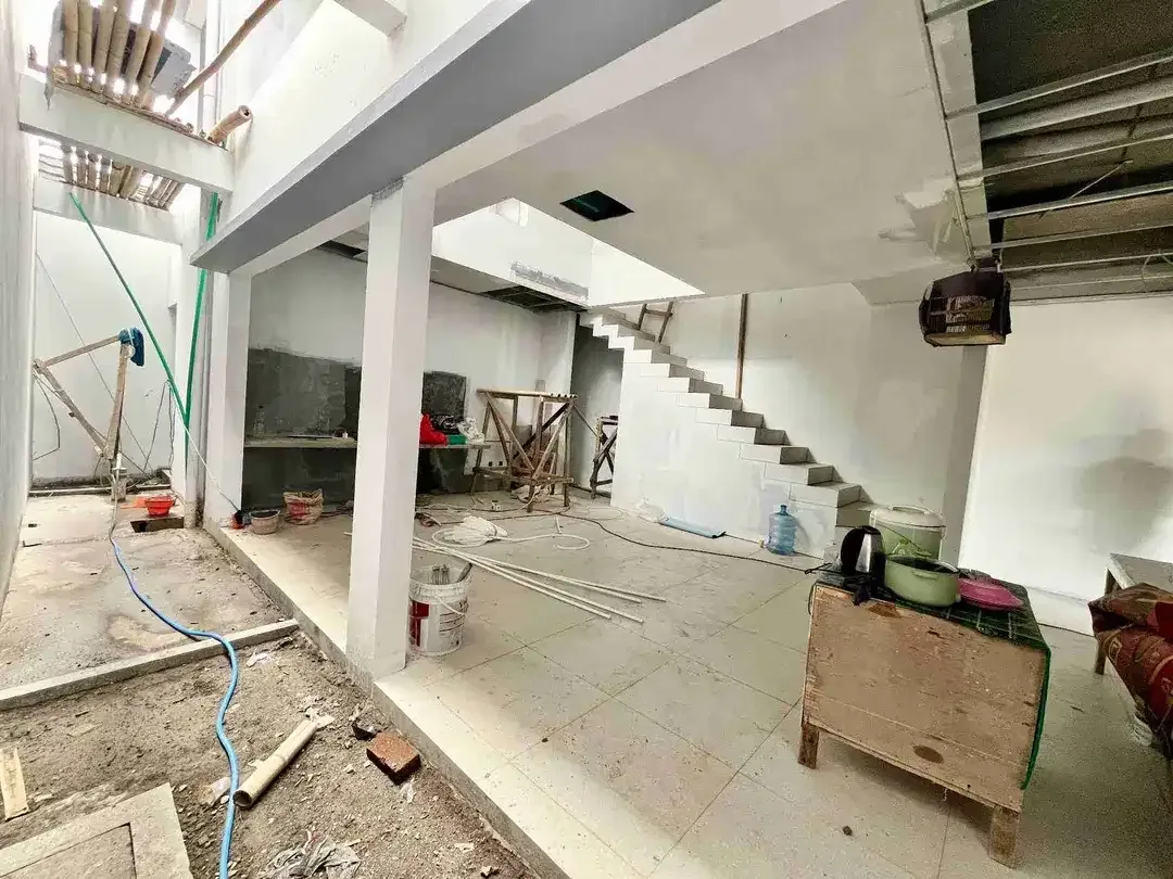 DIJUAL RUMAH BARU DI KAWASAN ELITE RENON DEKAT KOPI NAKO - Image 9 of 10