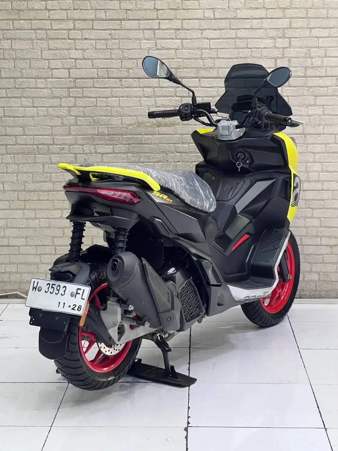 Skutik SR GT 200 - Image 7 of 10