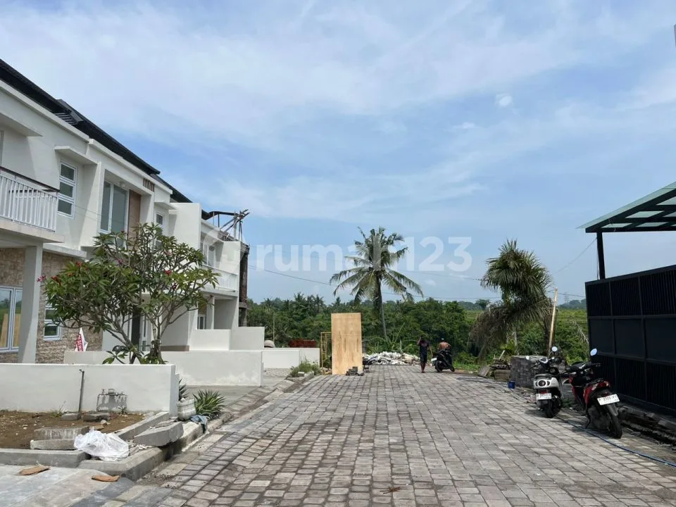 Hunian Semi Villa Furnished View Rice One Gate Lokasi Canggu - Image 3 of 4