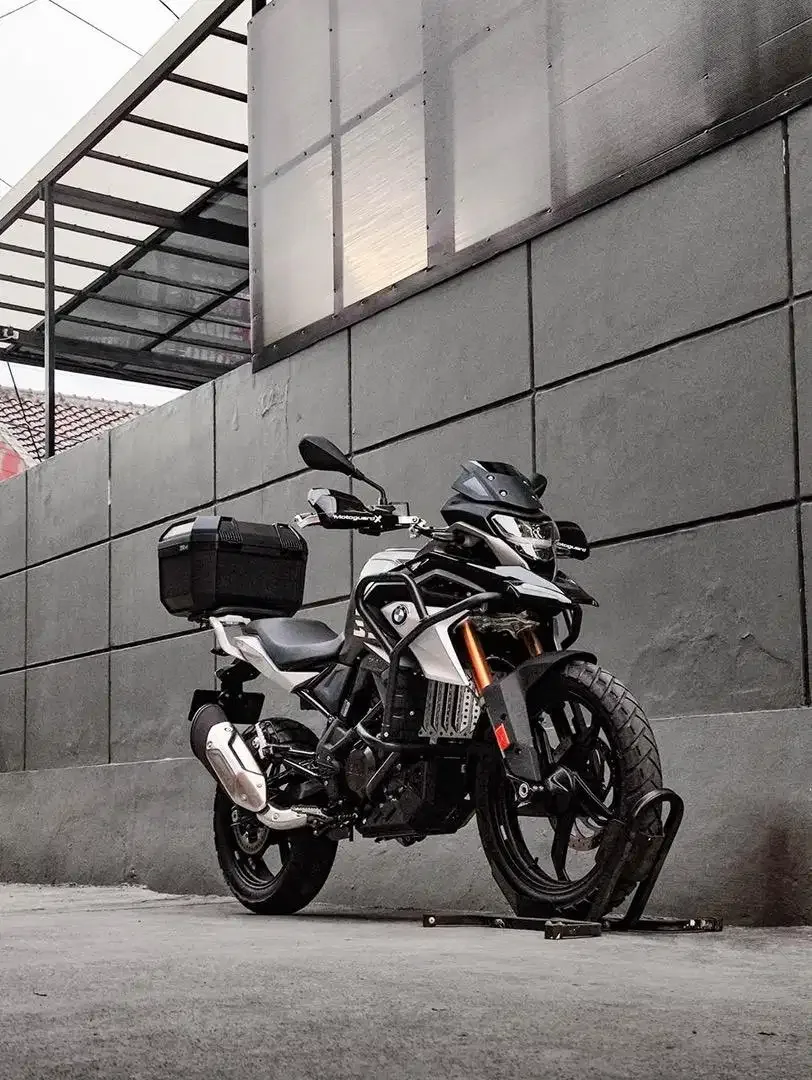 BMW G 310 GS tahun 2025 Very Low Odo Mulus TT FP Black FULL PAPER - Image 2 of 10