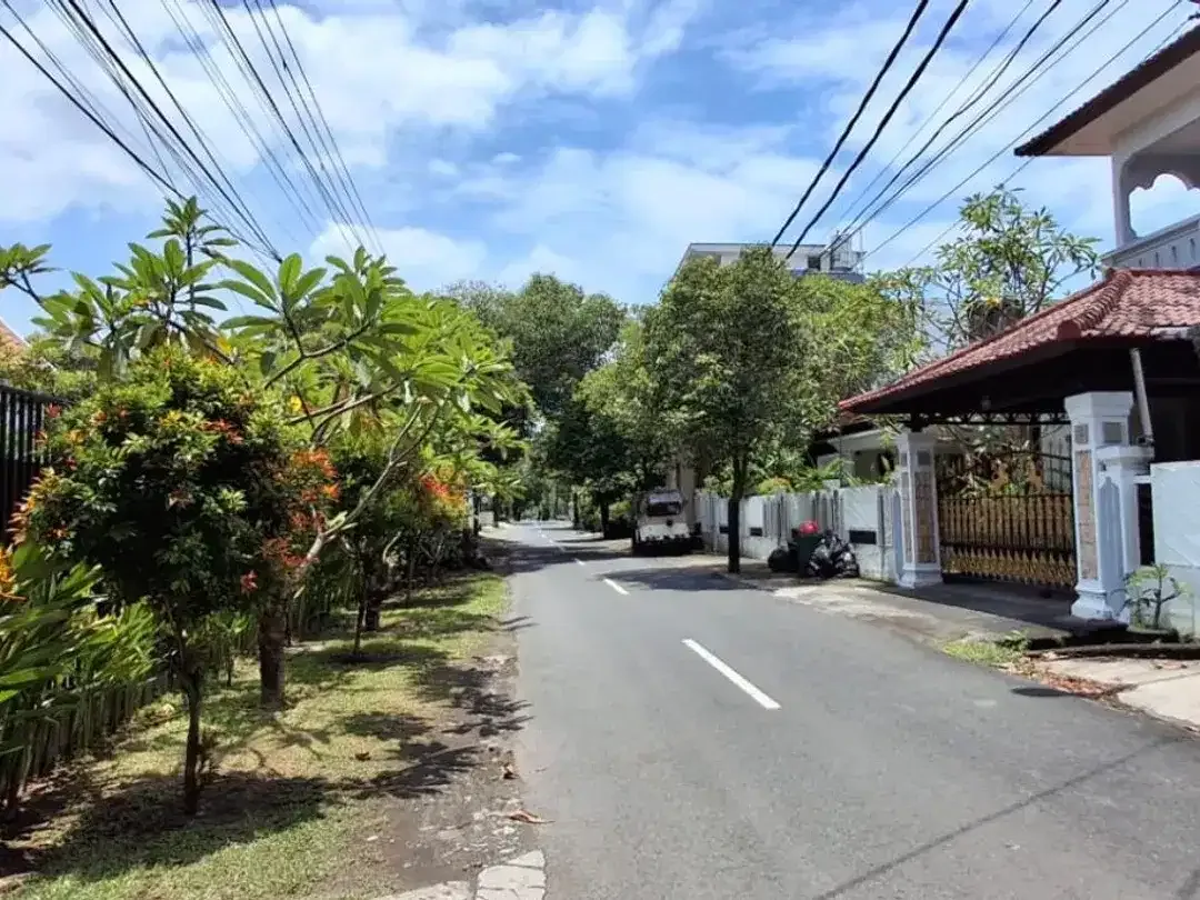 Disewakan tanah bonus rumah tempat usaha di Renon Lokasi belakang Fit Hub Renon - Image 6 of 6
