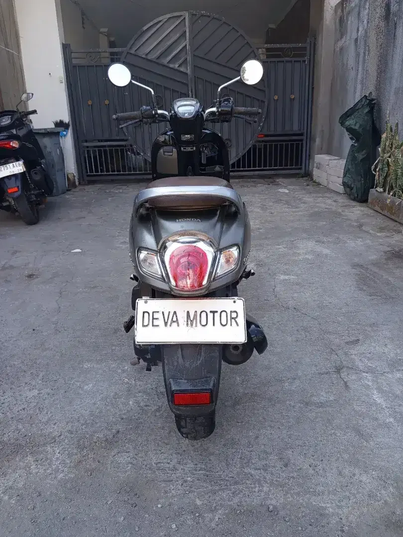 Scoopy 2018 brown Deva motor - Image 7 of 7