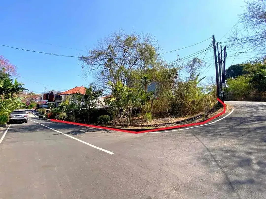 Tanah MURAH Kawasan Hotel dan Villa Jl Taman Sari Dekat Tol Nusa Dua - Image 4 of 10