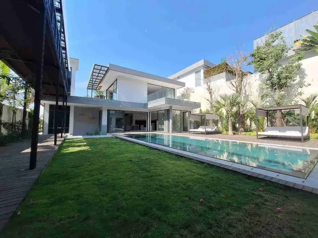 Luxury Villa Baru 3 Lantai Ocean View Jimbaran - Image 10 of 10