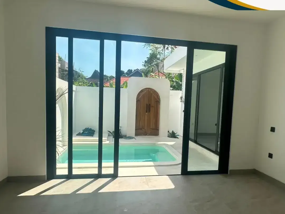 Disewakan  Modern Villa  baru siap huni - Image 1 of 10