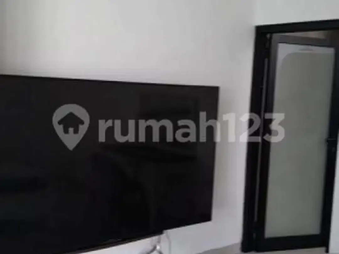 2Br Private Pool Villa For Rent In Raya Padonan Canggu, 1-Storey, SHM, Idr 250 Million/Year - Image 3 of 5