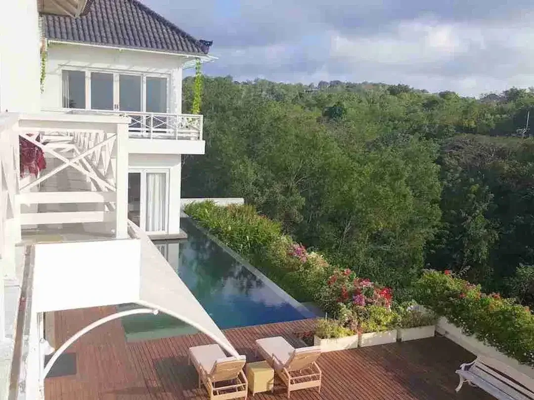 DIJUAL VILLA MEWAH ELEGAN DAN LUAS  DI LOKASI PREMIUM BALANGAN OCEAN VIEW - Image 6 of 10
