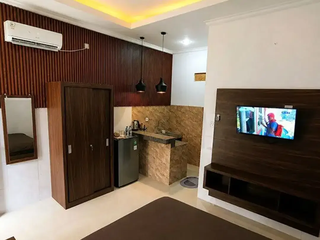 AMR.087.EIJ | FOR MONTHLY RENT – Modern Studio Apartment in Sanur - Image 5 of 10