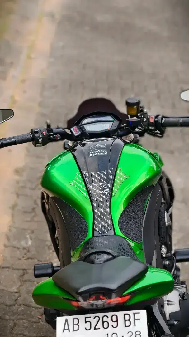 Kawasaki z1000 sugomi 2014 FP, full mulus, cakep - Image 5 of 10
