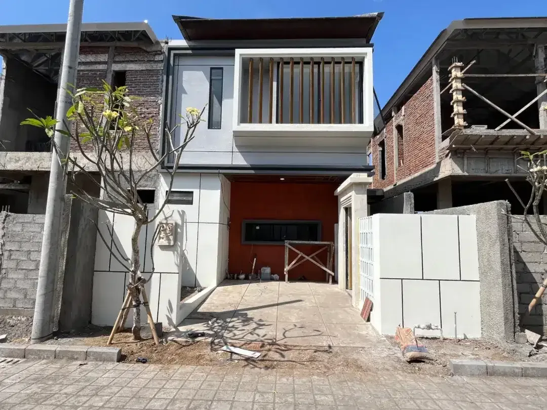 RUMAH DENGAN KONSEP VILLA DI SANUR COCOK UNTUK INVESTASI - Image 2 of 7