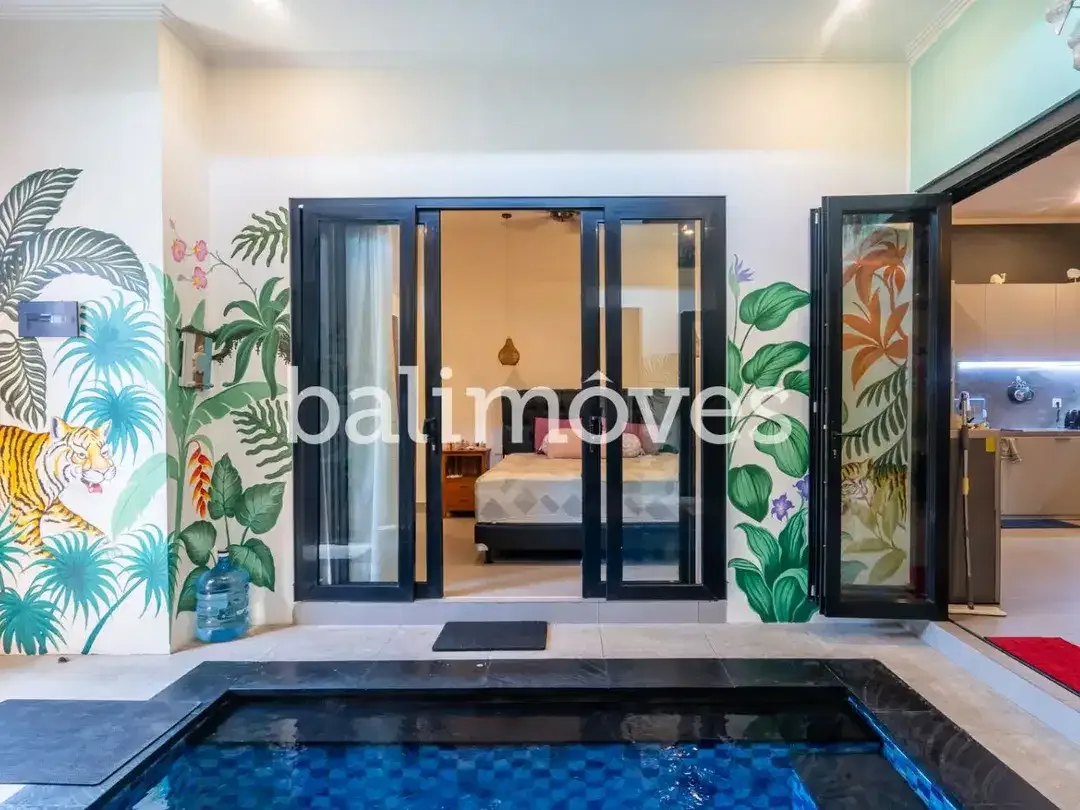 Vila Dua Kamar Tidur yang Indah di Tepi Pantai Sanur - Image 3 of 10