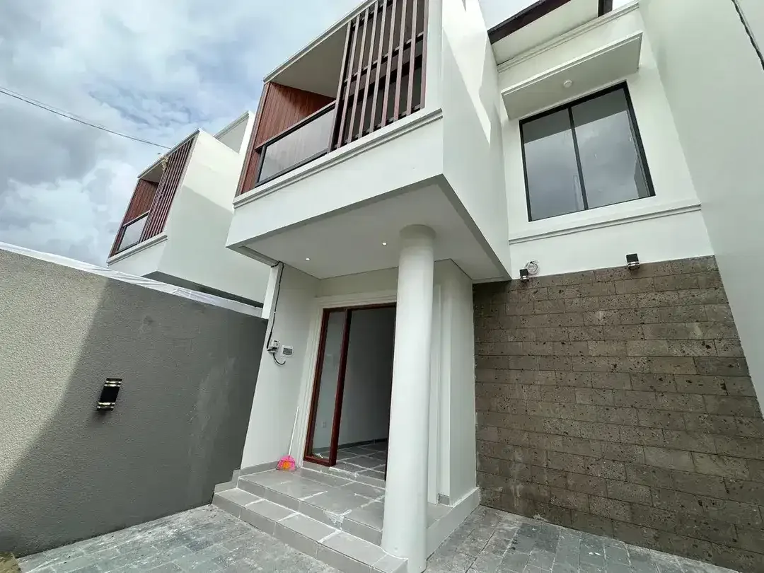 SARIDANA RESIDENCE 7 Unit Rumah Modern Tropis Jl Saridana Denpasar Utara - Image 5 of 10