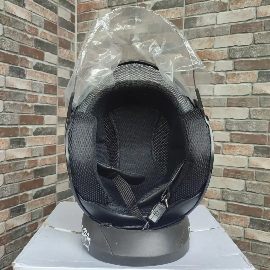 (No Inbox) Helm PCX baru Original Dealer Lokasi Batuyang - Image 5 of 6