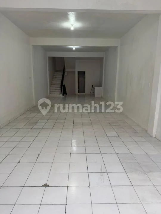 Ruko,Dijual Ruko 3 Lantai SHM di Jl. Diponegoro Denpasar Barat - Lokasi Strategis - Image 2 of 4