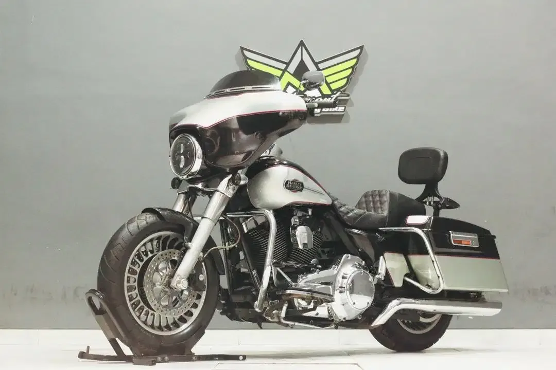 Harley Davidson Ultra Classic, Street Glide, Roadking - Image 6 of 8