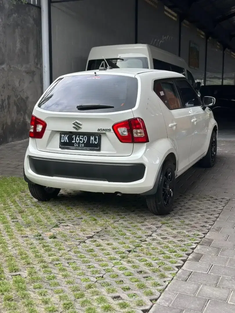 IGNIS GL 2017 MATIC ASLI BALI LOW KM ISTIMEWA - Image 3 of 10