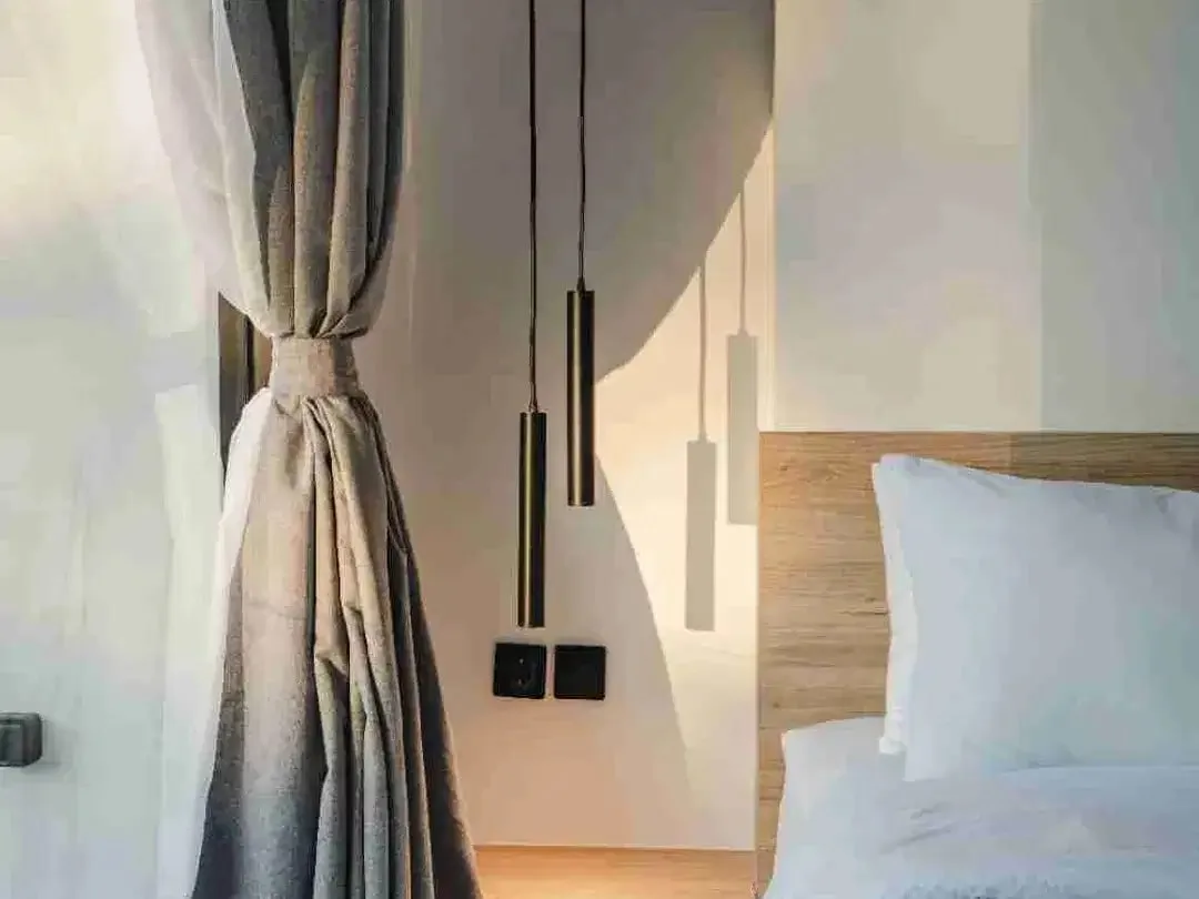 FOR SALE BRAND NEW  BEAUTIFUL DESIGN AND MODERN LUXURY VILLA JIMBARAN, GOOD LIGHTING, FREEHOLD 200 M2 - Image 9 of 10