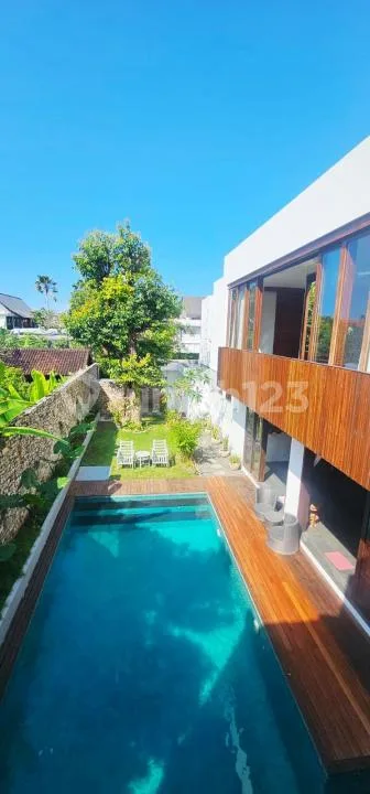 Luxury Villa In A Secure Onegate Community In Prime Central Sanur Beach Side ...600 Meter To Mertasari Beach - Image 4 of 4