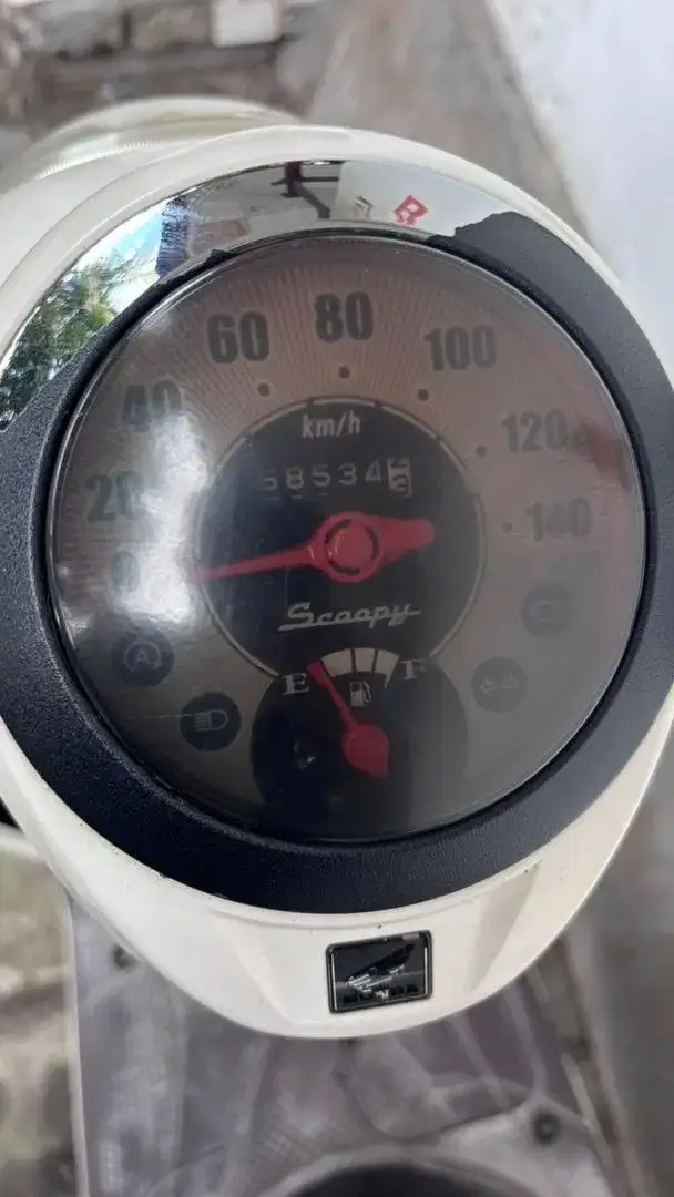 Di Jual Motor Honda Scoopy 2016 - Image 2 of 6