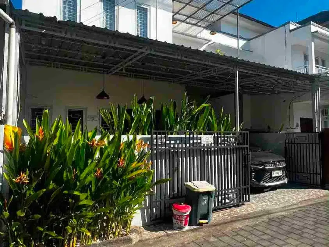 Rumah 2 lantai Siap Huni Di Kawasan Elite Badung Bali - Image 2 of 10