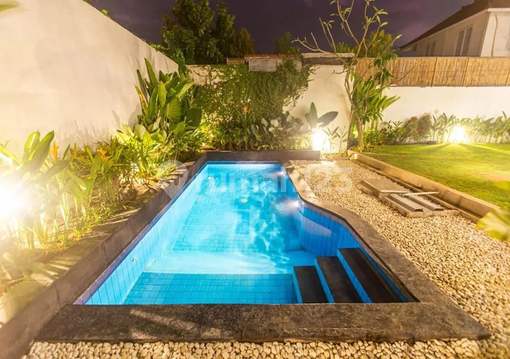 Seminyak Vila 3 Kamar Tidur | Lokasi Pusat Kayu Aya | Modern - Image 4 of 4