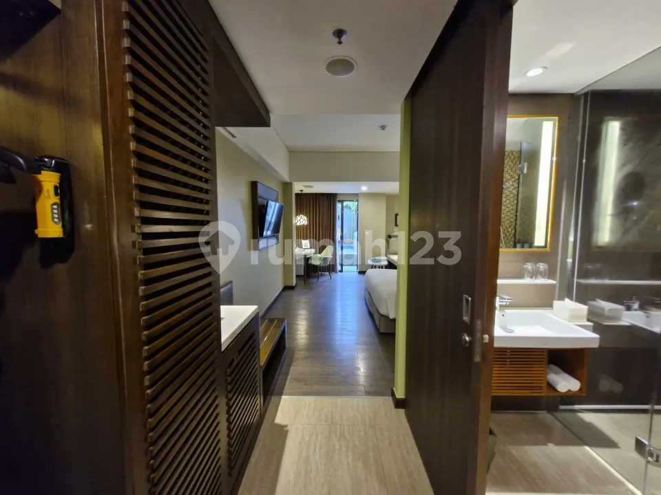 Full Furnished, Apartemen, Strata Dekat Pantai Kuta - Image 2 of 4