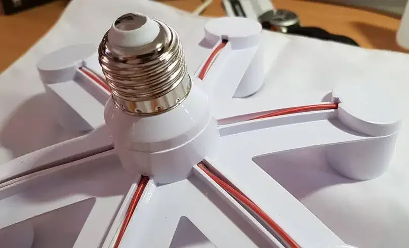 FITTING LAMPU 6 SOCKET - Image 3 of 8