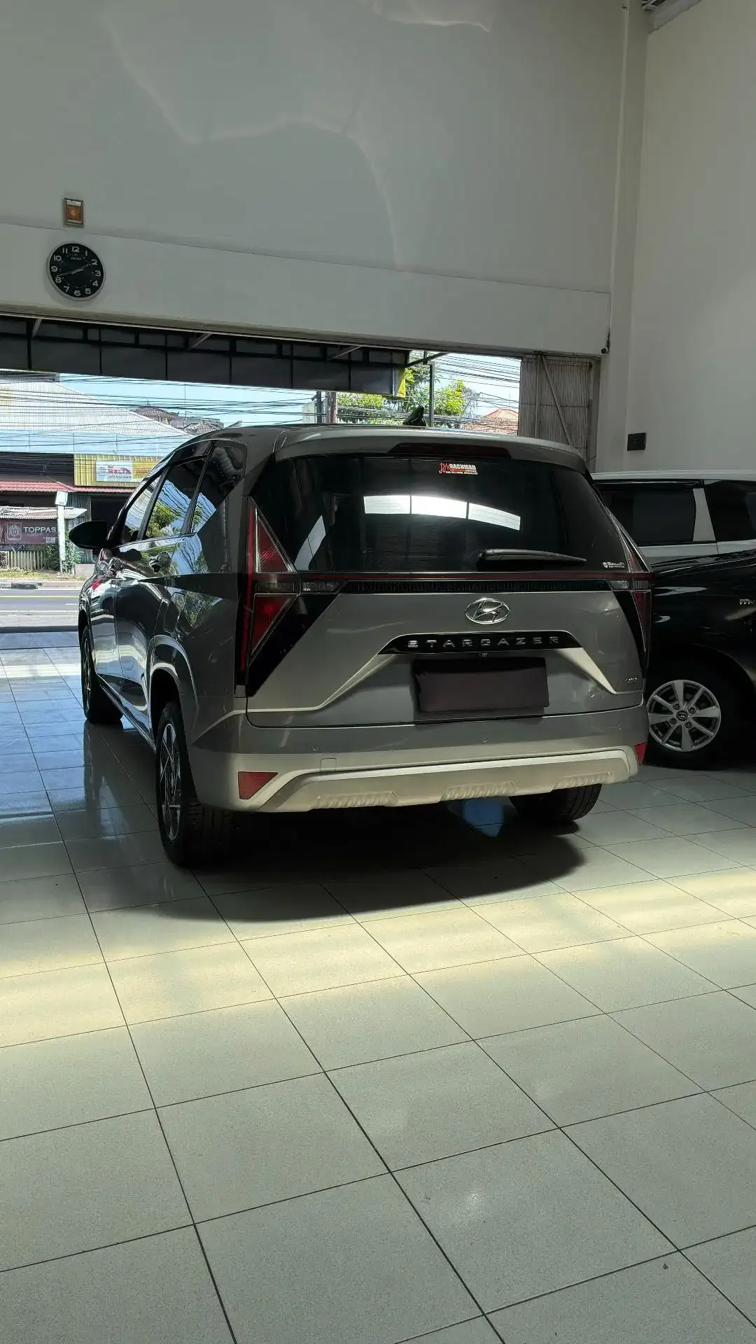 Hyundai Stargazer 2023 Bensin - Image 5 of 5