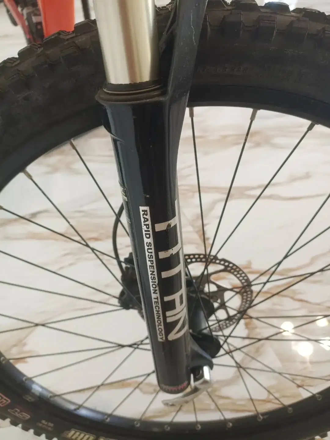 Jual sepeda MTB GIANT ganteng - Image 7 of 10