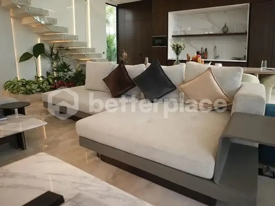 Luxury Leasehold 2-Bed Villa in Exclusive Nusa Dua – Contemporary Tropical Residence with Smart Home Technology and Resort Ambience - Image 2 of 10