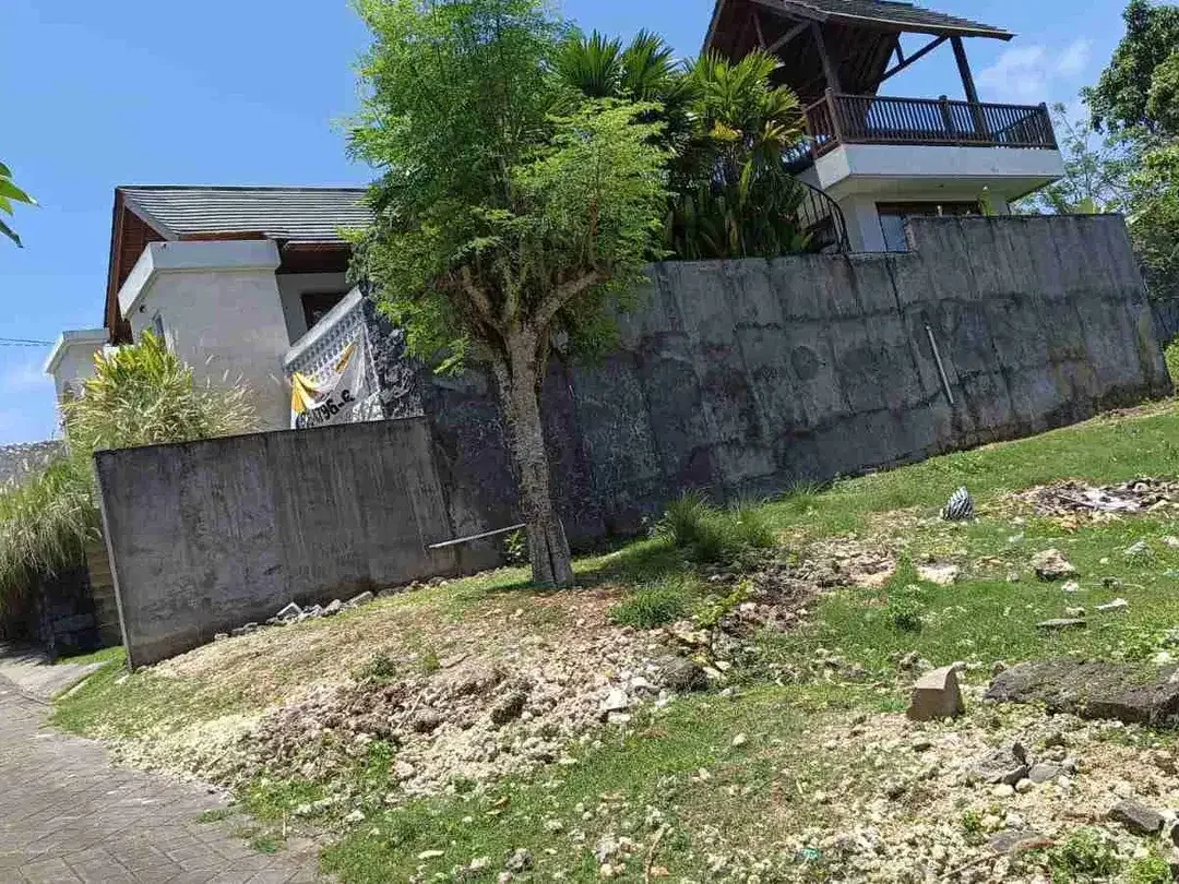 dijual tanah 300 M2 IDR 600 juta per are kawasan GWK ungasan Badung Bali - Image 2 of 5
